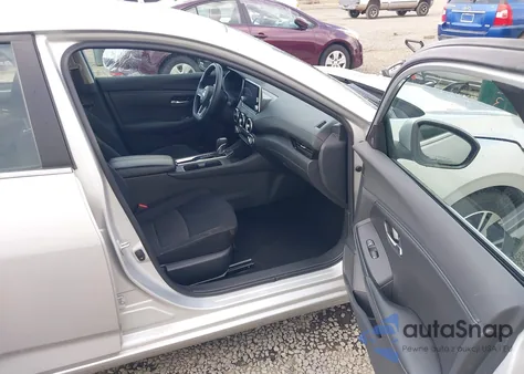 2023 Nissan Sentra Sv Xtronic Cvt z USA, uszkodzony, nr VIN 3N1AB8CVXPY252930